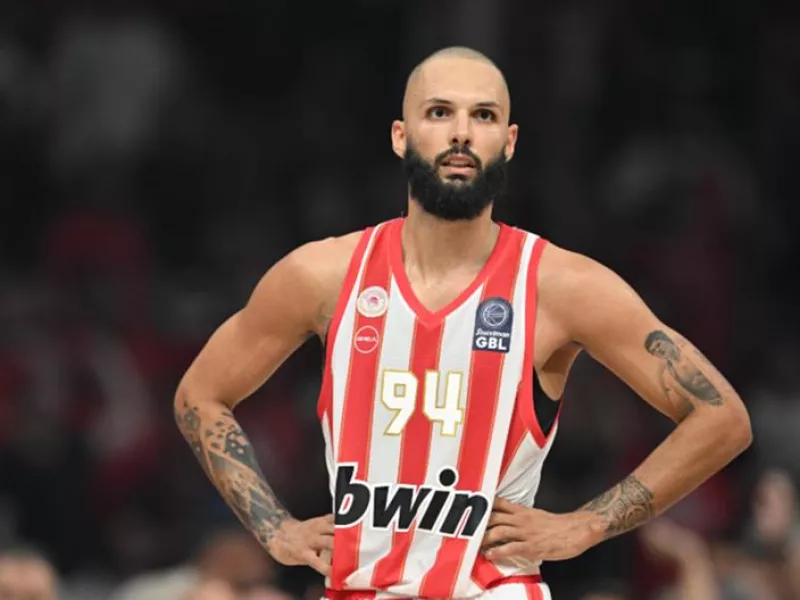 Ολυμπιακός: Αμφίβολος ο Φουρνιέ με Παρτιζάν, άρρωστος ο Μιλουτίνοφ