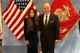 Συνάντηση Ν. Δένδια με τη νέα πρέσβη των ΗΠΑ στην Αθήνα σε εκδήλωση