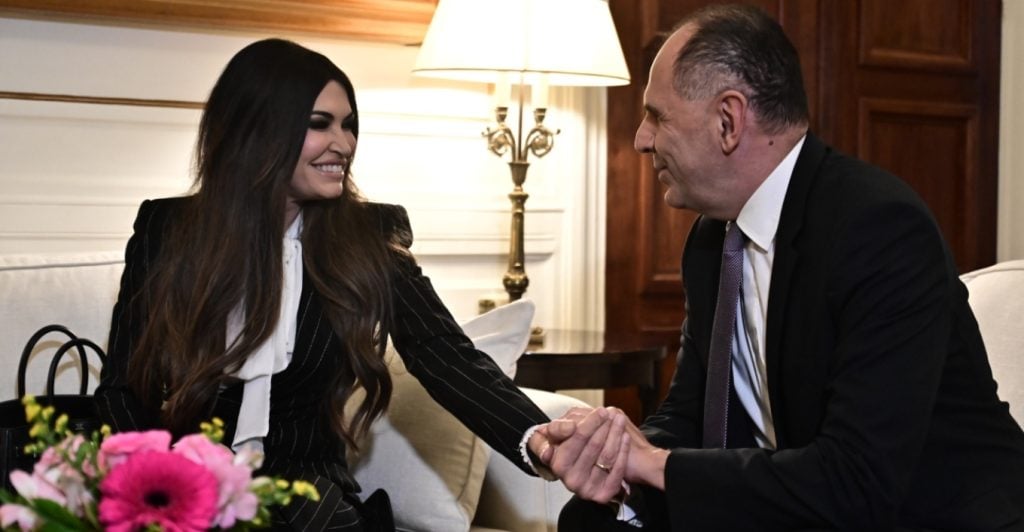 Στο Υπουργείο Εξωτερικών η Κίμπερλι Γκίλφοϊλ - Συναντήθηκε με τον Γεραπετρίτη 