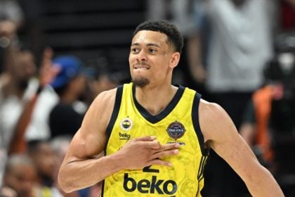 Αγχώθηκε, αλλά νίκησε η Φενέρμπαχτσε, 66-64 τη Βίρτους