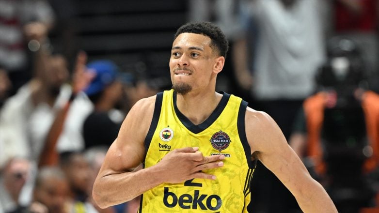 Αγχώθηκε, αλλά νίκησε η Φενέρμπαχτσε, 66-64 τη Βίρτους