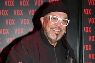 Γιάννης Ζουγανέλης: «Έγραψαν σε φωτογραφία μου με τους Σαββόπουλο, Μπουλά και Μαχαιρίτσα ότι κατάφερα να τους πεθάνω»