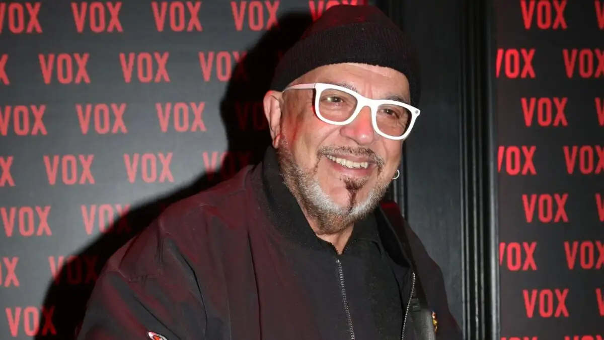 Γιάννης Ζουγανέλης: «Έγραψαν σε φωτογραφία μου με τους Σαββόπουλο, Μπουλά και Μαχαιρίτσα ότι κατάφερα να τους πεθάνω»