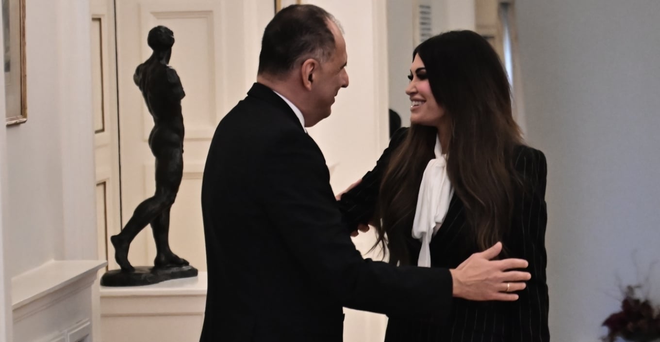 Στο Υπουργείο Εξωτερικών η Κίμπερλι Γκίλφοϊλ - Συναντήθηκε με τον Γεραπετρίτη 