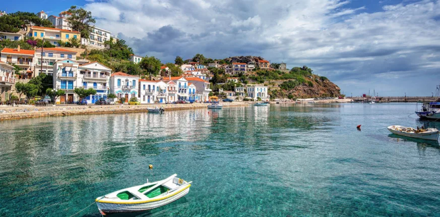 Υψηλές για την εποχή θερμοκρασίες σε Δωδεκάνησα και Ικαρία – Πάνω από 26 βαθμούς ο υδράργυρος στο Καστελλόριζο