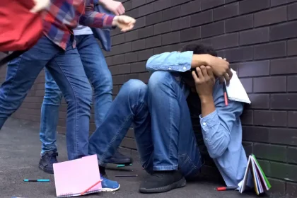 Χανιά: Άγριο ξύλο σε σχολείο – Στο νοσοκομείο 16χρονος