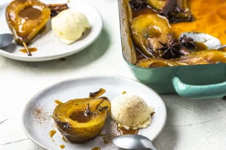 Συνταγή για αχλάδια καραμελωμένα με μαύρη ζάχαρη κανέλα και βανίλια