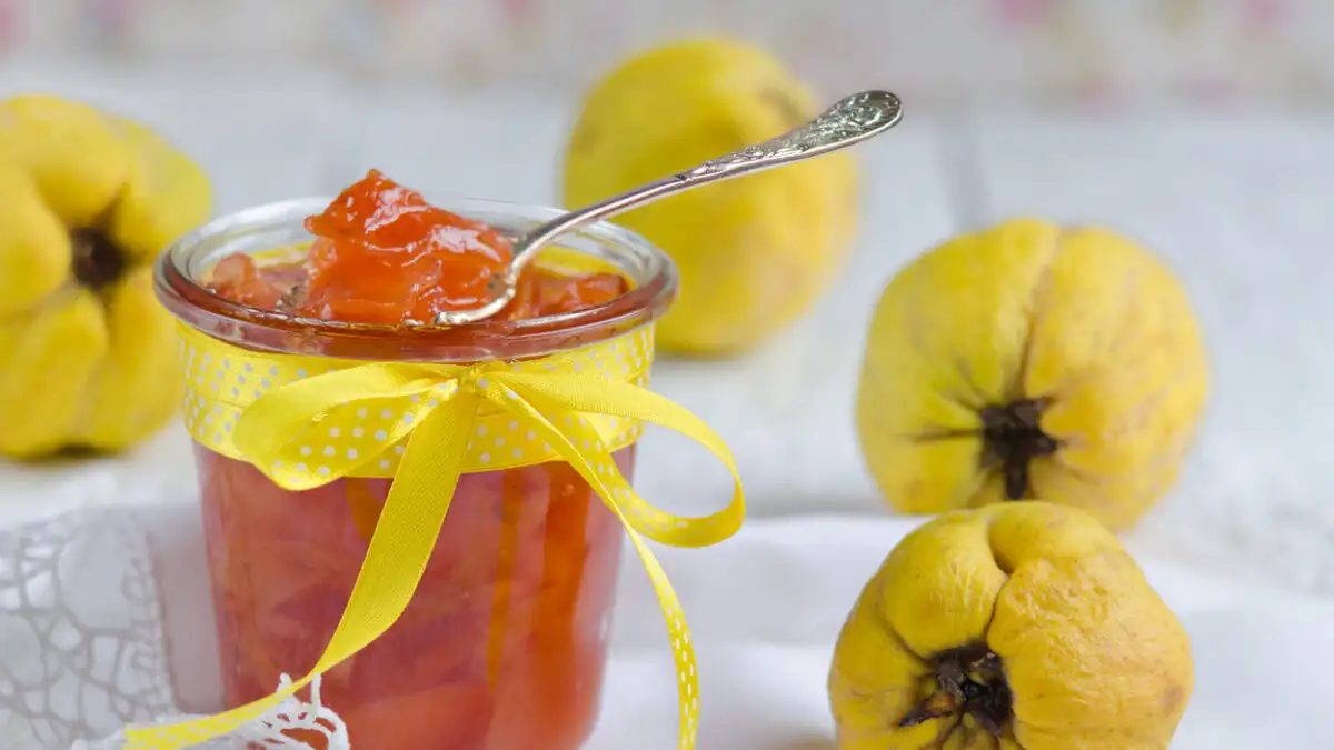 Συνταγή για παραδοσιακό γλυκό κουταλιού κυδώνι