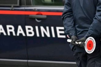 Φρίκη στην Ιταλία: Περικύκλωσαν αμάξι ζευγαριού, βίασαν την κοπέλα μπροστά στον σύντροφό της και τον ανάγκασαν να βλέπει