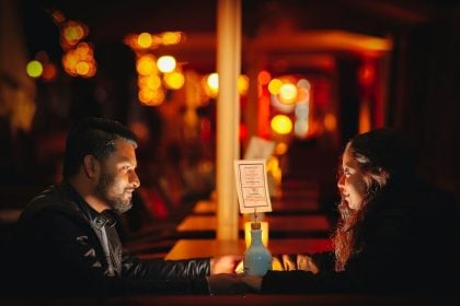 Σεξ από το πρώτο ραντεβού: Πώς άλλαξαν οι κανόνες στις σχέσεις και στο dating