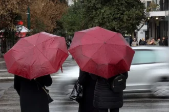 Καιρός: Ισχυρές βροχές και καταιγίδες από αύριο - Έκτακτο δελτίο της ΕΜΥ