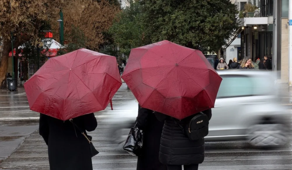 Καιρός: Ισχυρές βροχές και καταιγίδες από αύριο - Έκτακτο δελτίο της ΕΜΥ