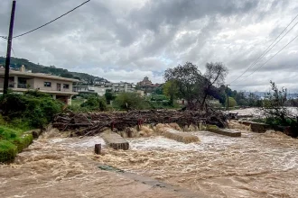 Σε κατάσταση εκτάκτου ανάγκης πολλές περιοχές στην Ήπειρο - Σε πέντε μέρες έπεσε η βροχή ενός έτους της Αττικής - Δείτε βίντεο και φωτογραφίες