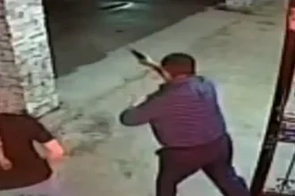 Καλιφόρνια: «Μάχη» σε ληστεία κοσμηματοπωλείου - Ο ιδιοκτήτης τράβηξε όπλο και τους πυροβόλησε ΒΙΝΤΕΟ