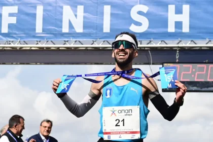 42ος Αυθεντικός Μαραθώνιος: Νικητής ο Παναγιώτης Καραΐσκος για δεύτερη φορά στην καριέρα του