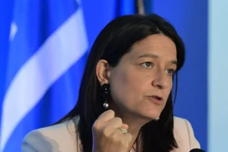 Ιστορική συμφωνία για την επαναφορά των συλλογικών συμβάσεων - Live οι επίσημες ανακοινώσεις