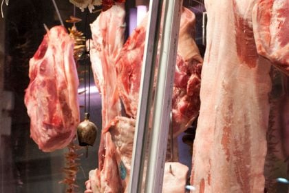 Η ευλογιά «απογείωσε» την τιμή στο κρέας