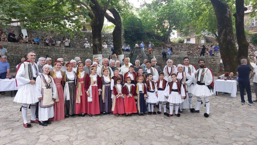 «Λενάκι, δυο φωτιές και δυο κατάρες» και «Κυριακή στο Χωριό» για το Λειβάρτζι Καλαβρύτων στο Ertflix