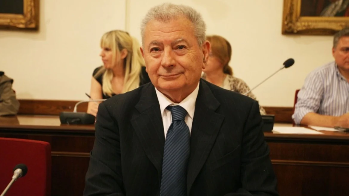 Δίωξη στους λιμενάρχες που ερεύνησαν τον θάνατο Βαλυράκη για απόπειρα υπόθαλψης εγκληματία και ψευδή βεβαίωση