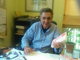 Πολύεδρο: «Κολοφώνες, η μνήμη της τελευταίας σελίδας» του Γιάννη Μαμάη