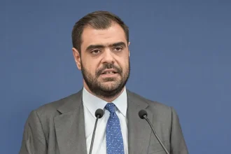 Μαρινάκης: Ευχάριστο ανάγνωσμα το βιβλίο του Τσίπρα – Μιλάμε για την «Ιθάκη» αλλά μην ξεχνάμε το ταξίδι και το αχρείαστο μνημόνιο