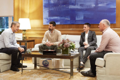 Τον Νόβακ Τζόκοβιτς υποδέχθηκε στο γραφείο του ο Κυριάκος Μητσοτάκης