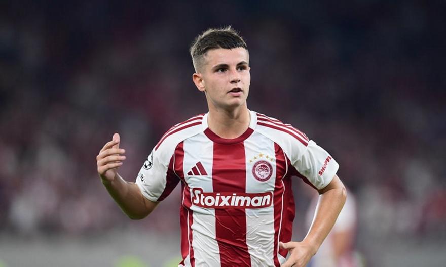 Ένα παιδί μετράει τ’ άστρα: Πήρε το Golden Boy Web ο Χρήστος Μουζακίτης!