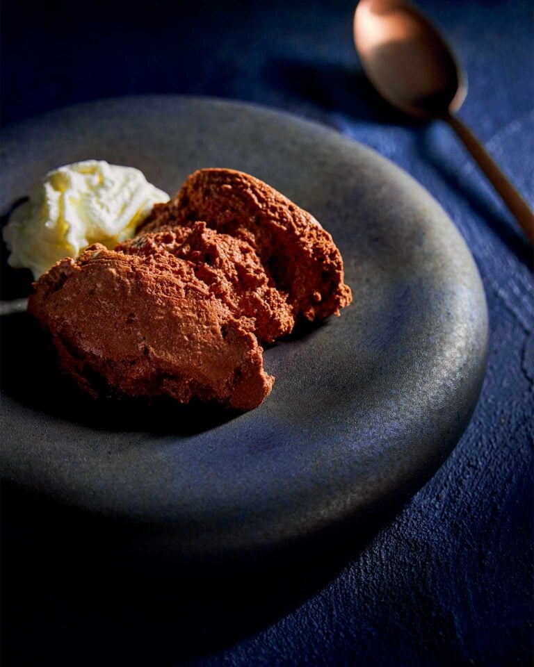 Μους σοκολάτα με σαντιγί χωριστά!