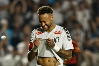 Ο Νεϊμάρ έπαιξε τραυματίας και με γκολ και ασίστ έδωσε τρίποντο παραμονής στη Σάντος!