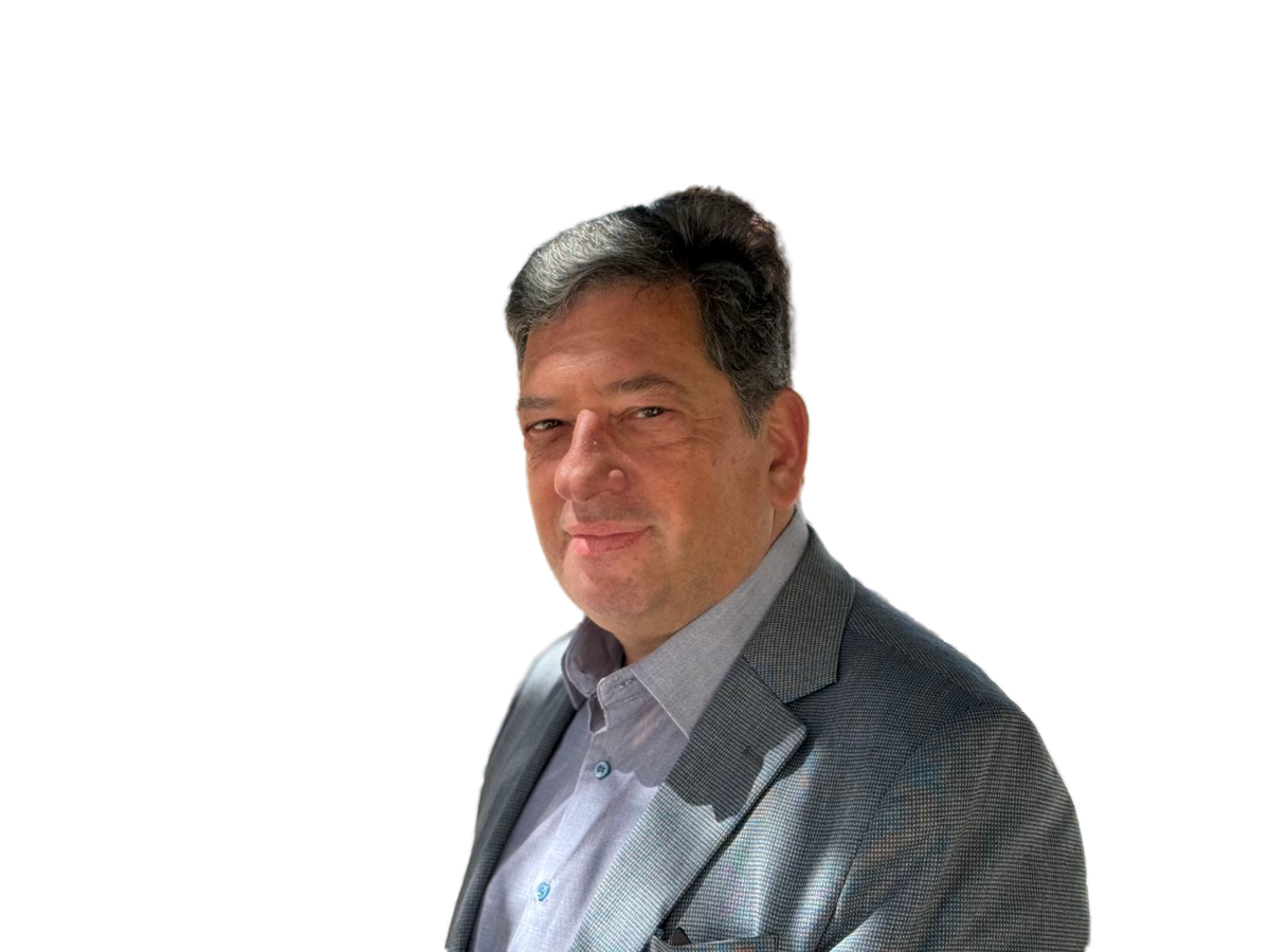 Δημήτρης Παλούμπης: Οι ερωτήσεις μας πιάνουν τόπο