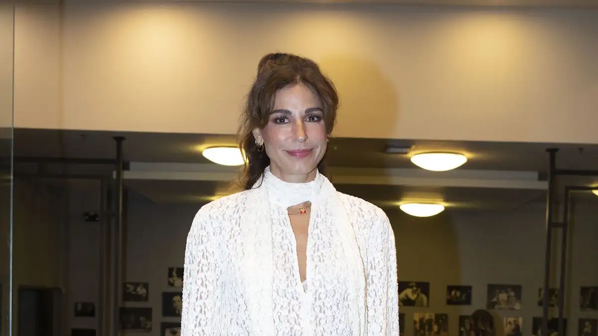 Κατερίνα Παπουτσάκη: «Τα παιδιά δεν με παρακολουθούν στην τηλεόραση -Δεν είναι ανάγκη να βλέπουν τη μαμά τους να δίνει φιλάκι»