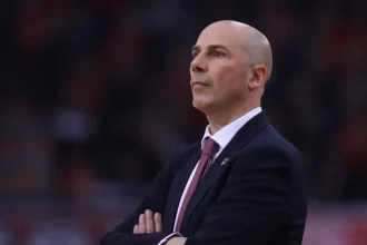 Η Μπαρτσελόνα απέλυσε τον Πεναρόγια και φέρνει τον Πασκουάλ