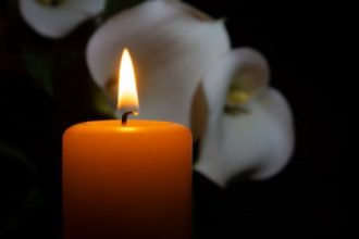 Πάτρα: Θλίψη για τον καθηγητή καρδιολογίας Περικλή Νταβλούρο - Έχασε τη μητέρα του