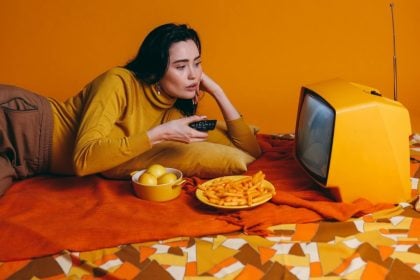 Τσιμπολόγημα τέλος: Υπάρχει τρόπος για να σταματήσεις το φαγητό αργά το βράδυ