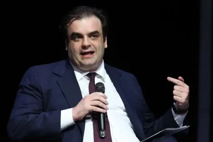 Ο Κυριάκος Πιερρακάκης ανακοίνωσε την υποψηφιότητά του για την προεδρία του Eurogroup