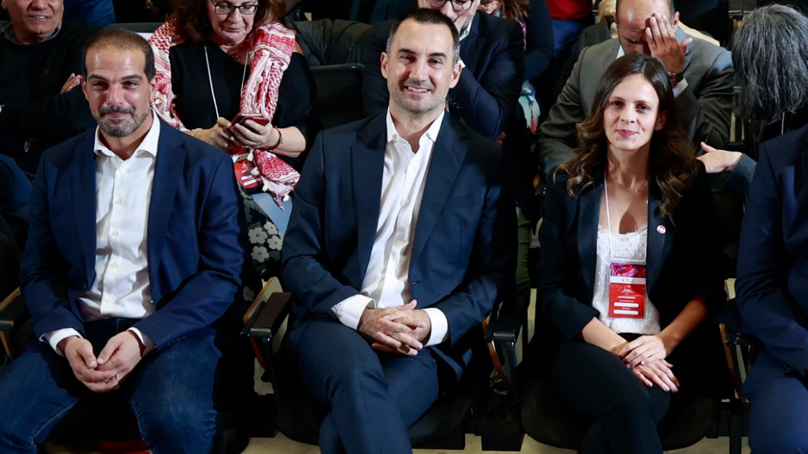 Εν αναμονή εξελίξεων στη Νέα Αριστερά μετά τη νέα ήττα Χαρίτση στην Κ.Ε.