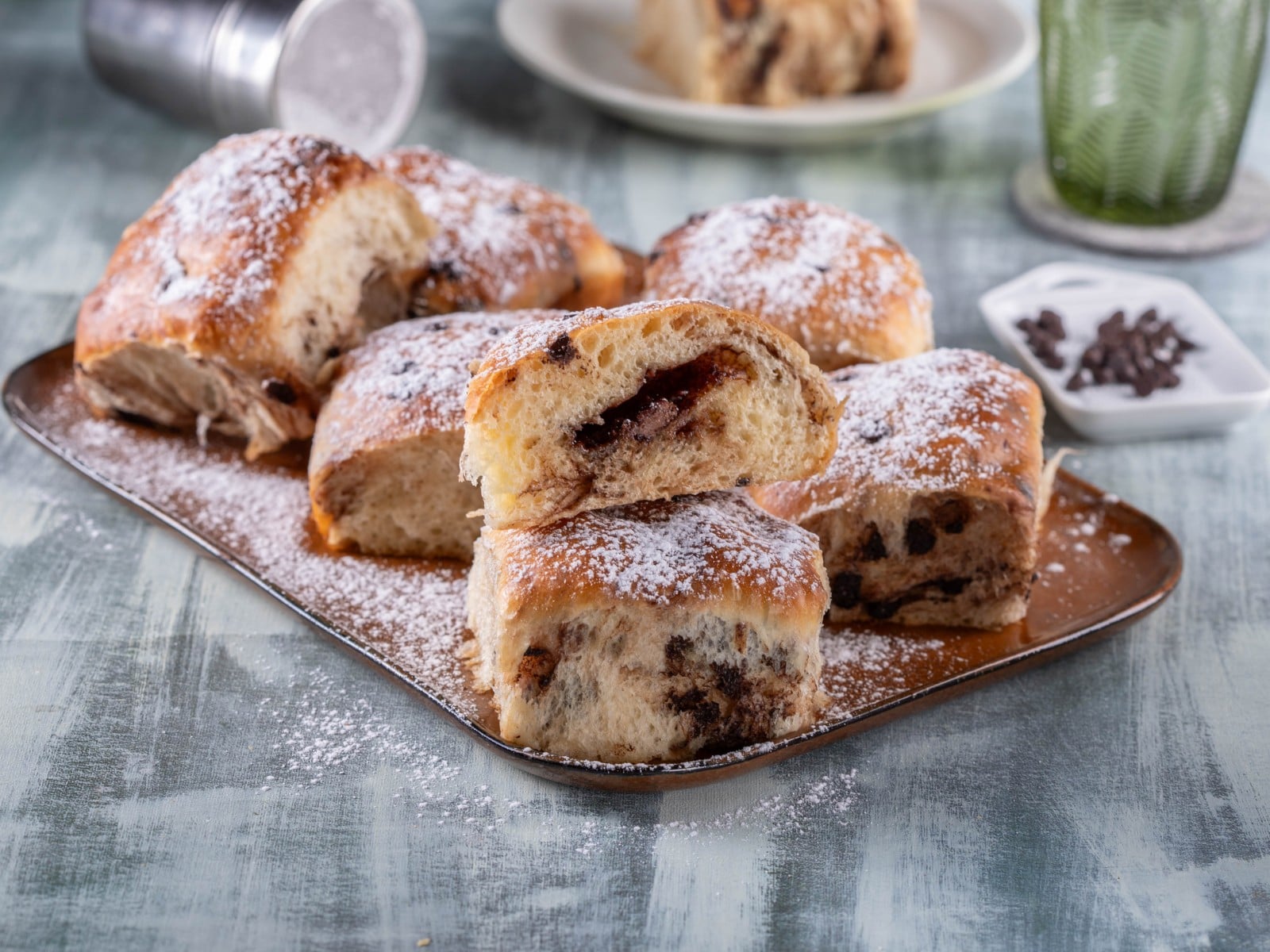 Ψωμάκια γεμιστά με σοκολάτα