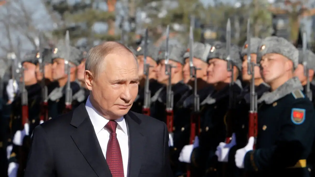 Σκληρό πόκερ παίζει ο Πούτιν με το σχέδιο Τραμπ για την Ουκρανία - Παραπέμπει στο μέλλον τη συμφωνία, δηλώνει ότι δεν έχει σκοπό να επιτεθεί στην Ευρώπη