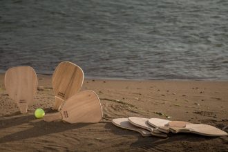 Ηράκλειο: Τραγωδία με 41χρονο που πέθανε ενώ έπαιζε ρακέτες στην παραλία