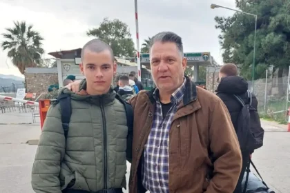 Τριήμερο πένθος στις Ένοπλες Δυνάμεις για τον θάνατο του 19χρονου Ραφαήλ σε πεδίο βολής στη Ρόδο - Μάχη για την ζωή του δίνει ο 39χρονος επιλοχίας