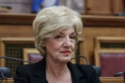 Σία Αναγνωστοπούλου: Αδιανόητη η εντολή του Υπ. Πολιτισμού για τους κανόνες συμπεριφοράς των υπαλλήλων στα social media