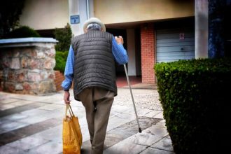 Αναγκαία η μετάβαση από διανεμητικά σε κεφαλαιοποιητικά συνταξιοδοτικά συστήματα