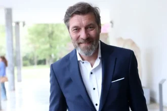 Γιάννης Στάνκογλου: «Ξυπνώ 7 το πρωί για να μαγειρέψω στα παιδιά μου - Κοντεύω πενταετία ελεύθερος»