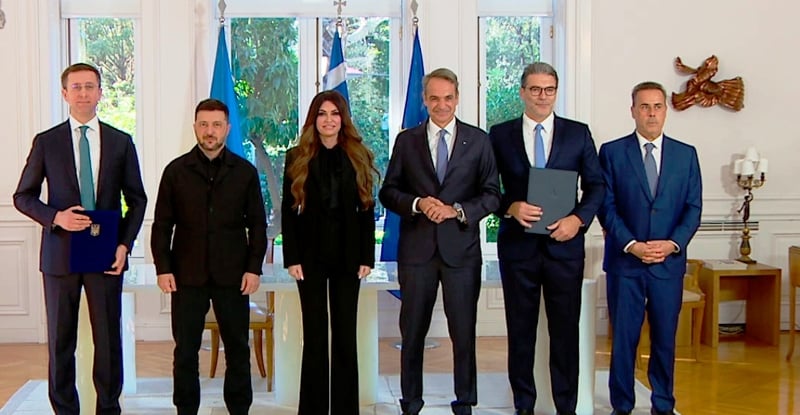 Παρουσία Μητσοτάκη, Ζελένσκι και Γκιλφόιλ υπεγράφη η ενεργειακή συμφωνία Ελλάδας - Ουκρανίας - LIVE δηλώσεις