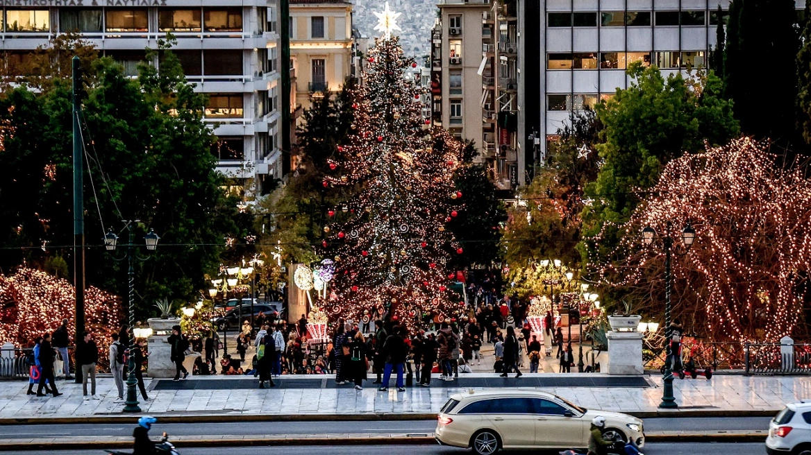 Χριστούγεννα 2025: Αναλυτικά το εορταστικό ωράριο των καταστημάτων