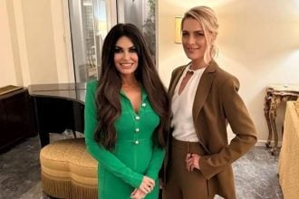 Τατιάνα Μπλάτνικ: Η συνάντηση με την Κίμπερλι Γκίλφοϊλ