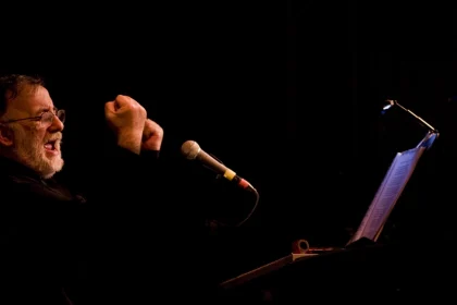 Θάνος Μικρούτσικος: Συναυλία - αφιέρωμα στα λαϊκά τραγούδια του στο Θέατρο Παλλάς