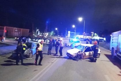 ΤΩΡΑ: Μεγάλη κινητοποίηση στην Αντιρρίου-Ιωαννίνων - Σφοδρή σύγκρουση ΙΧ με τραυματίες, ανάμεσά τους και ένα παιδί (ΦΩΤΟ - ΒΙΝΤΕΟ)