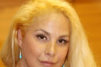 Τζένη Χειλουδάκη: «Τα βιολογικά φύλα είναι άνδρας και γυναίκα, τα υπόλοιπα είναι επινόηση»