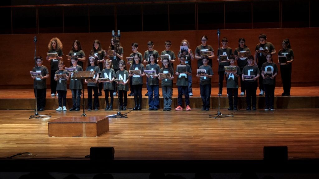 Το δημοτικό σχολείο Καμινίων στη συναυλία για τους πυρόπληκτους της Αχαΐας